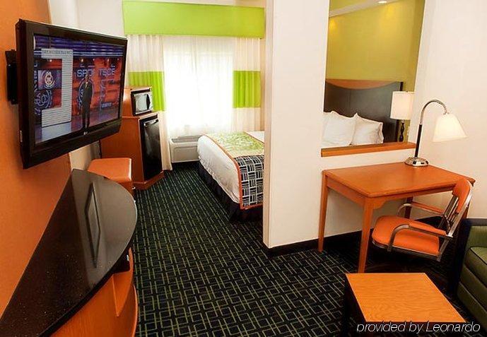 Fairfield Inn & Suites Midland Ngoại thất bức ảnh