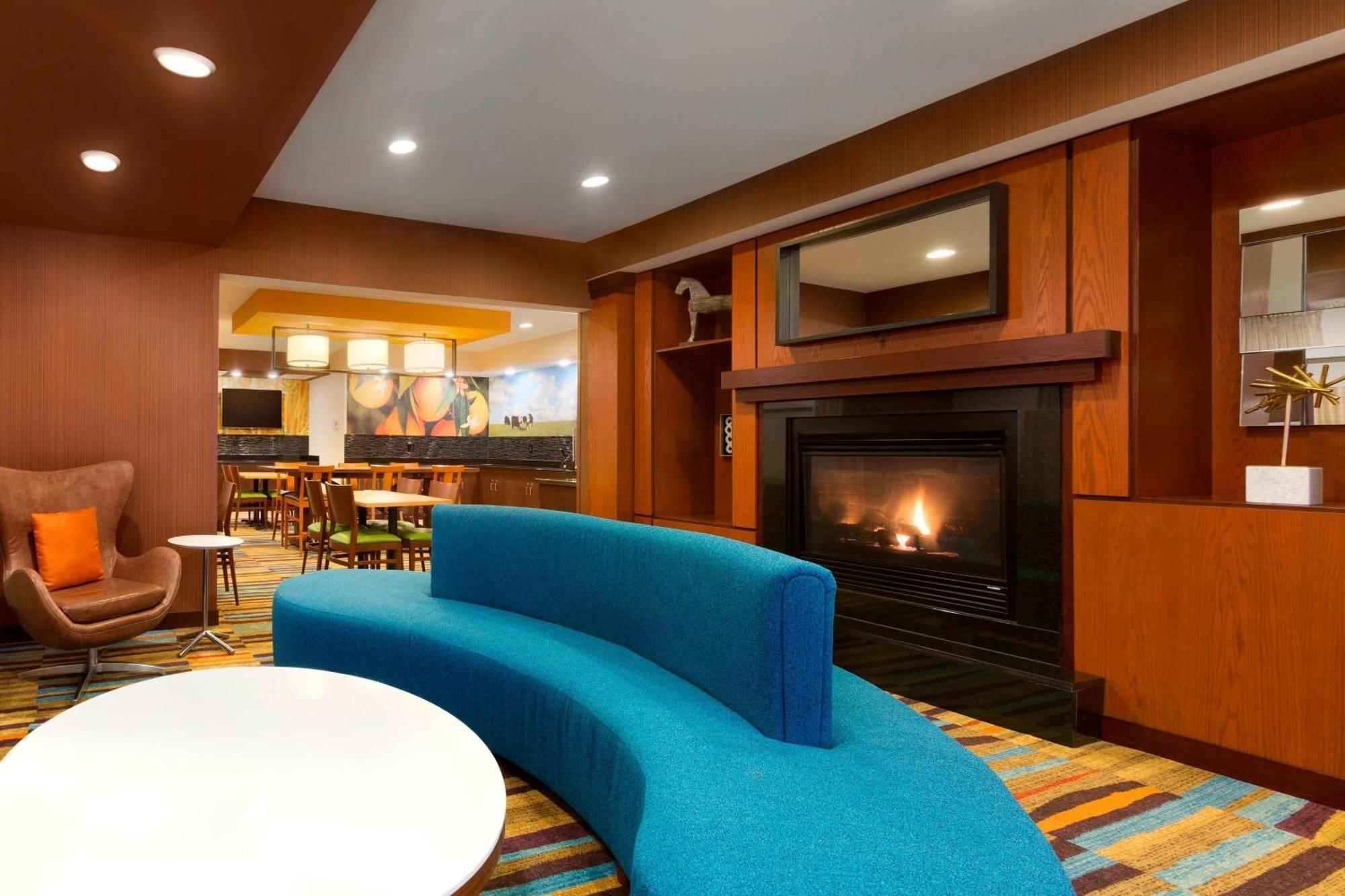 Fairfield Inn & Suites Midland Ngoại thất bức ảnh