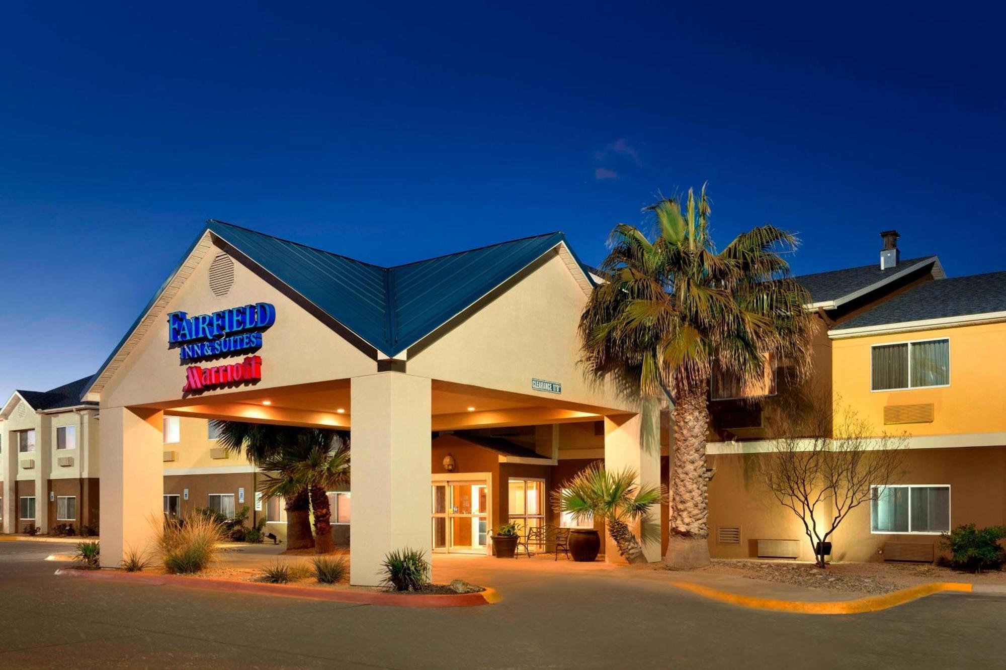 Fairfield Inn & Suites Midland Ngoại thất bức ảnh