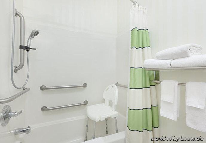 Fairfield Inn & Suites Midland Ngoại thất bức ảnh