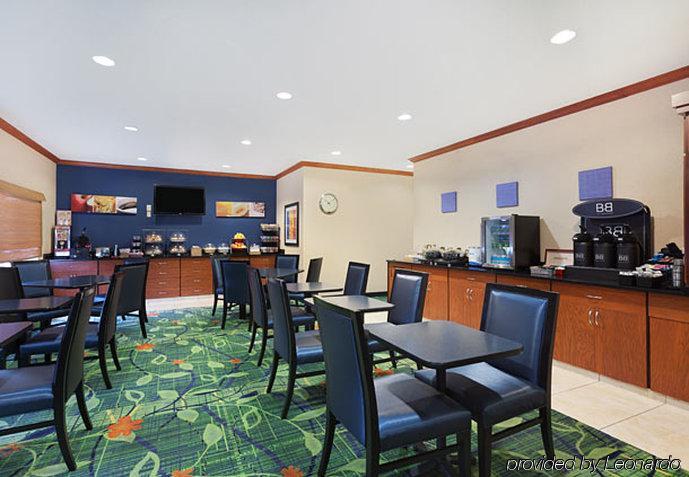 Fairfield Inn & Suites Midland Ngoại thất bức ảnh